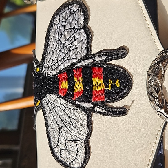 Vinyl Bee Bag Chain Strap - Picture 3 of 7